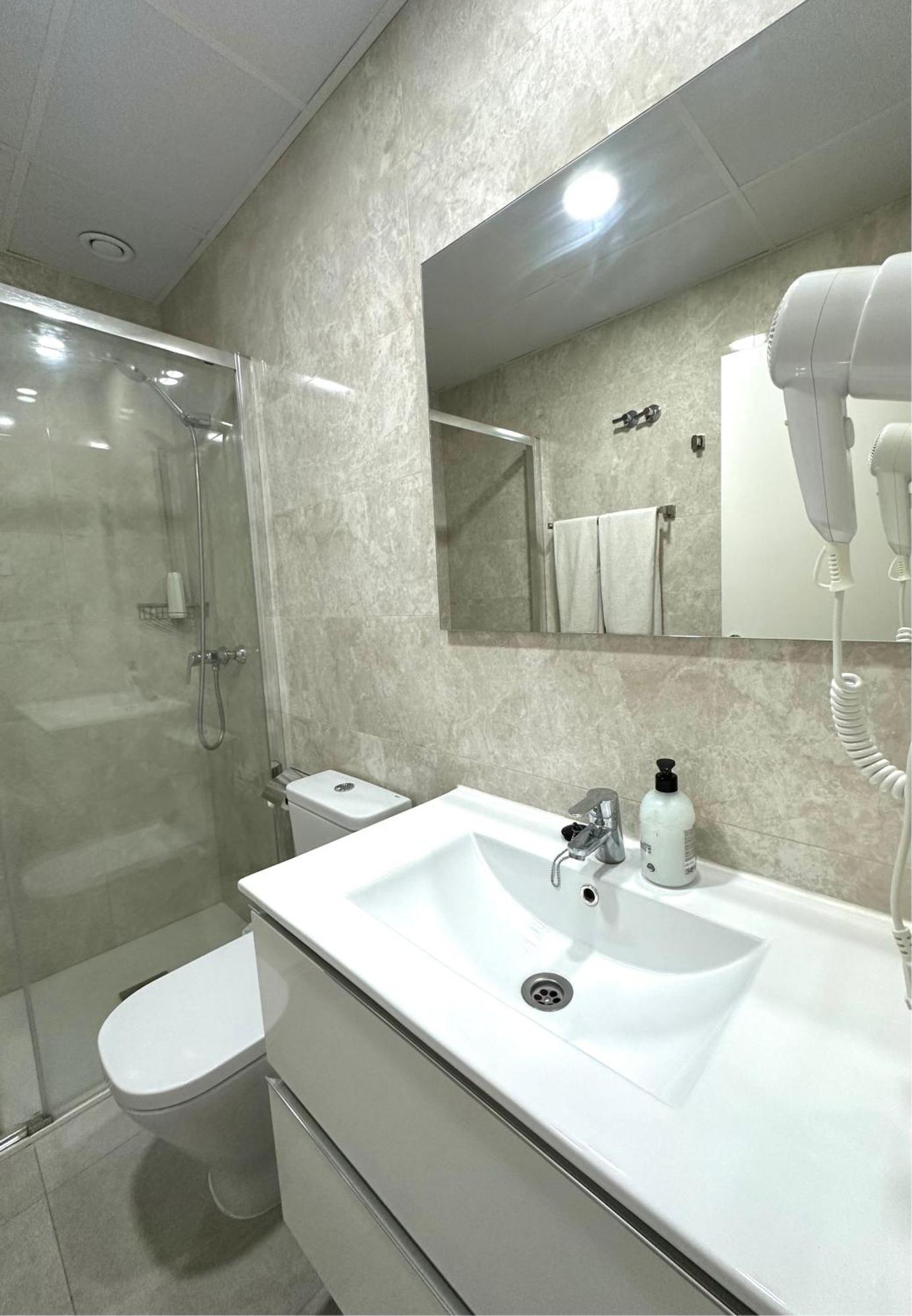 Apartamentos Turisticos Victoria Almuñécar Extérieur photo