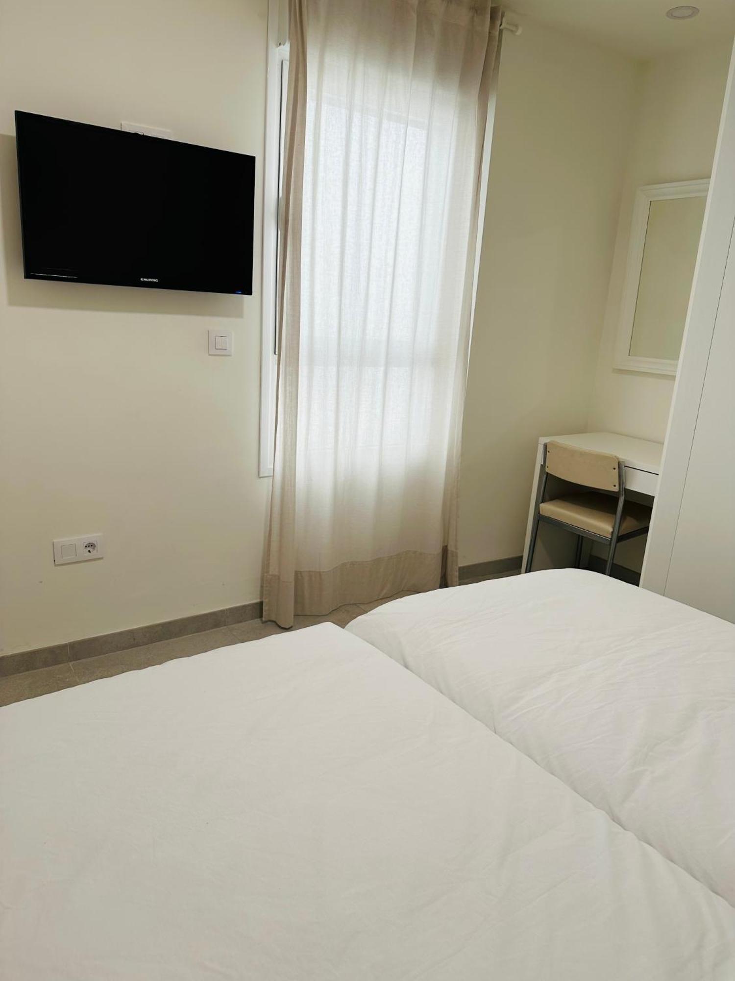 Apartamentos Turisticos Victoria Almuñécar Extérieur photo